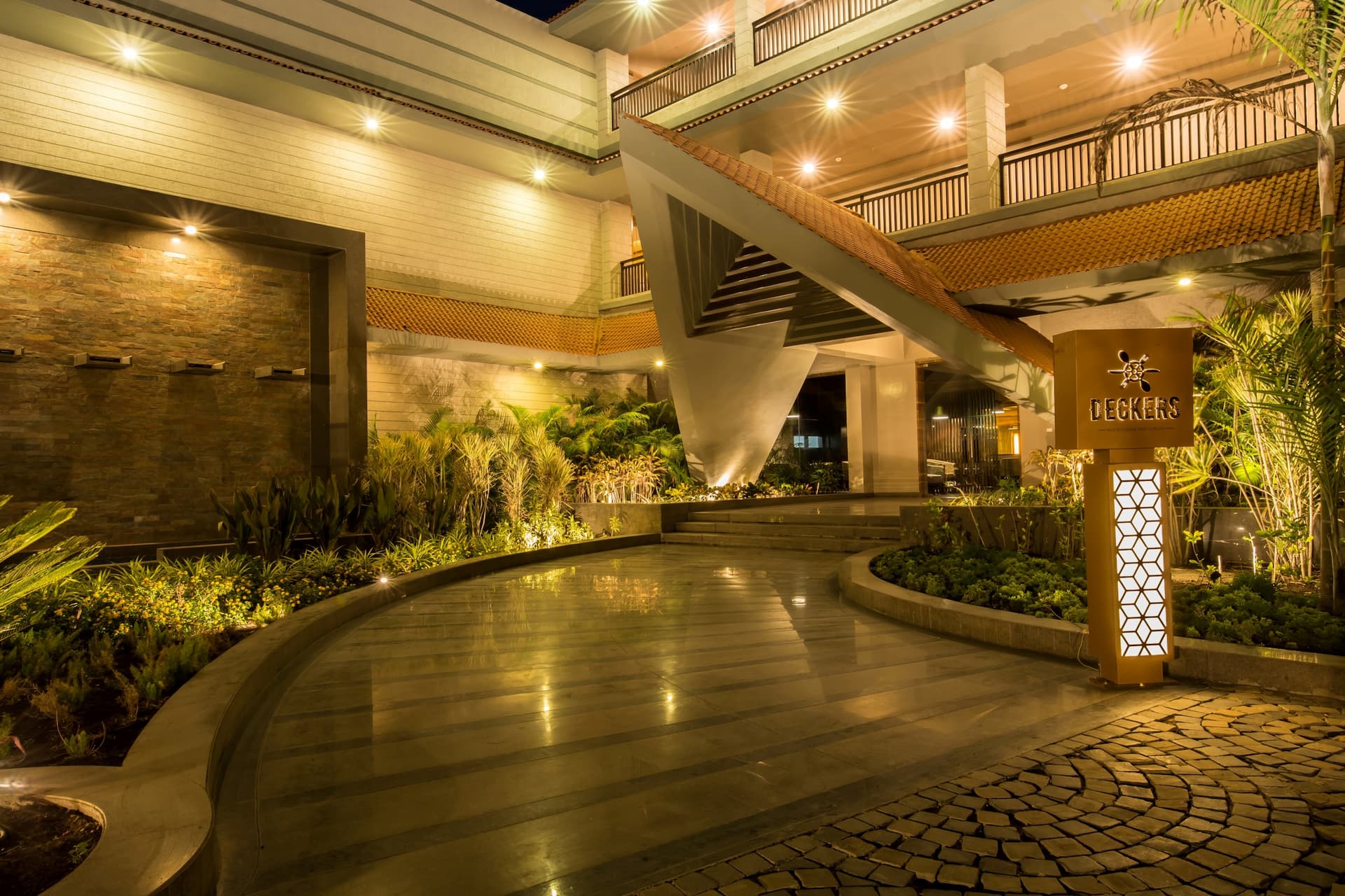 Deckers Entry - thefern bhavnagar (1).jpg